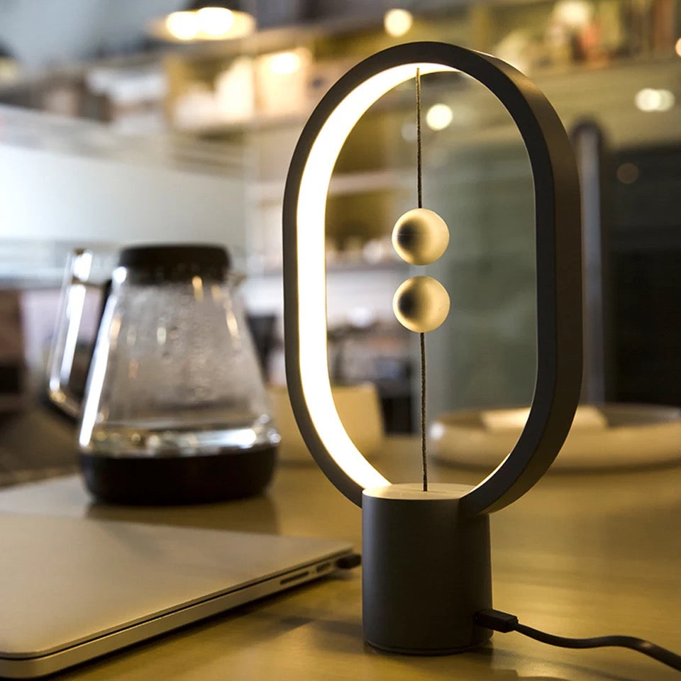 Magnetic Balance Light